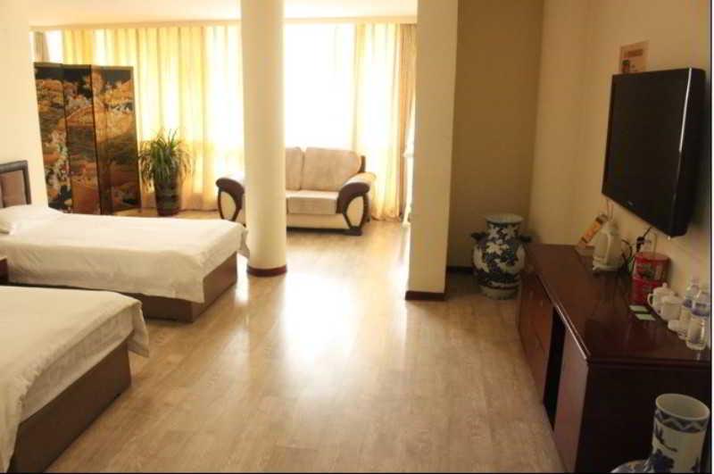 Fortune Business Hotel Циндао Экстерьер фото
